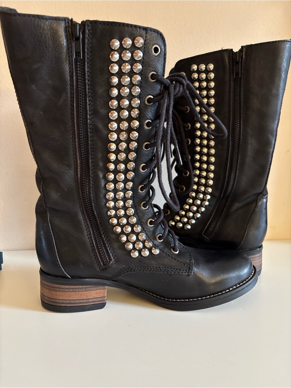 Like new never worn Steve Madden trapador western cowboy boots black size 9 w Bl